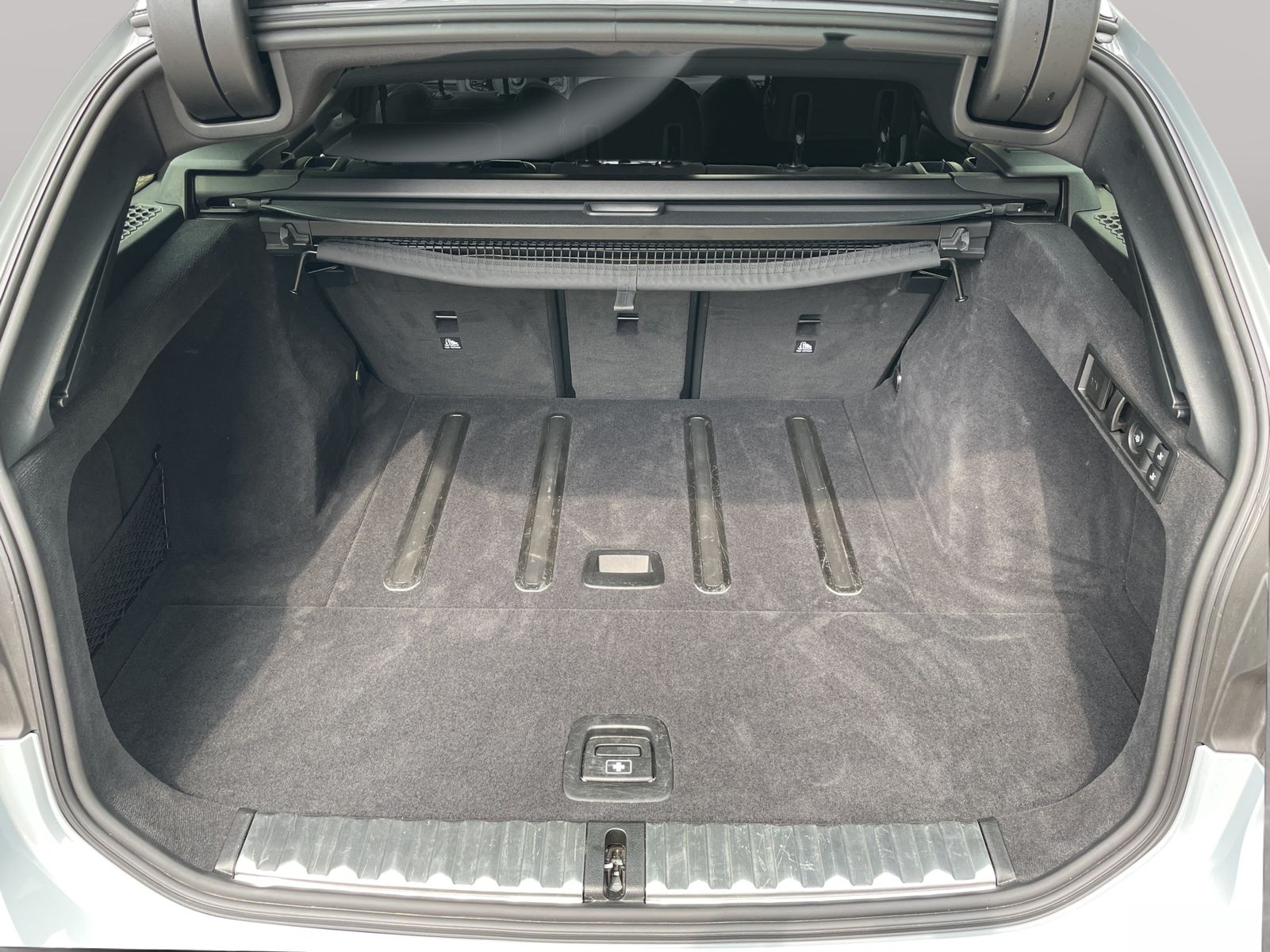 BMW 320 - Bild 16