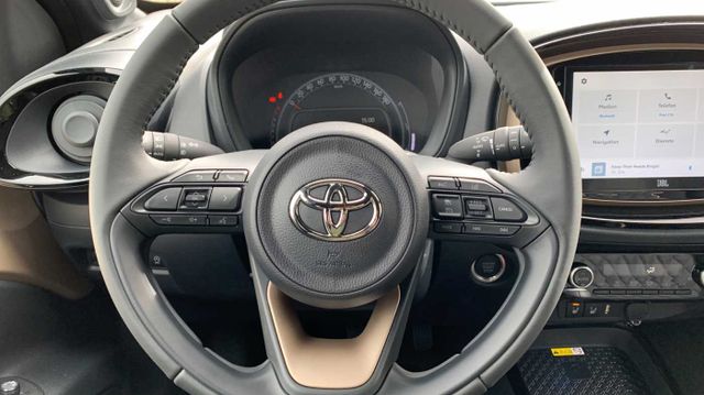 Fahrzeugabbildung Toyota Aygo 1.0 X Explore Air | Kamera+JBL+uvm.