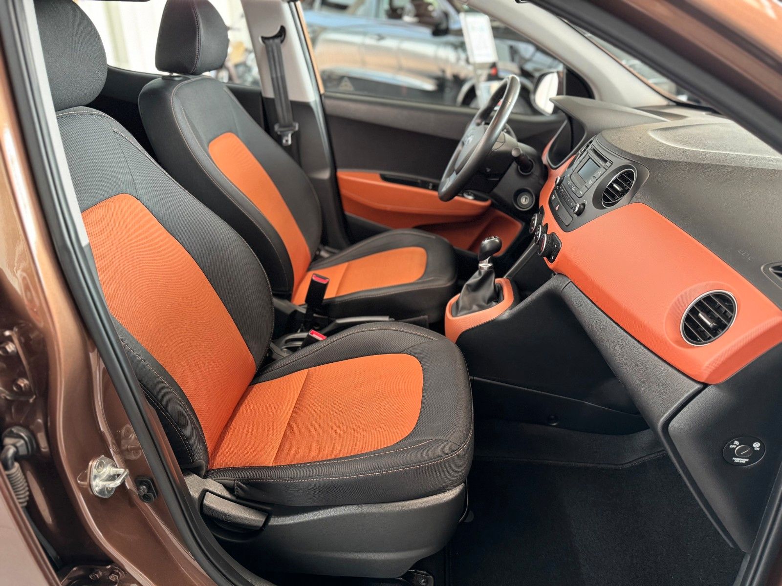 Fahrzeugabbildung Hyundai i10 1.0 Trend  Klima Sitzheizung Allwetterreifen