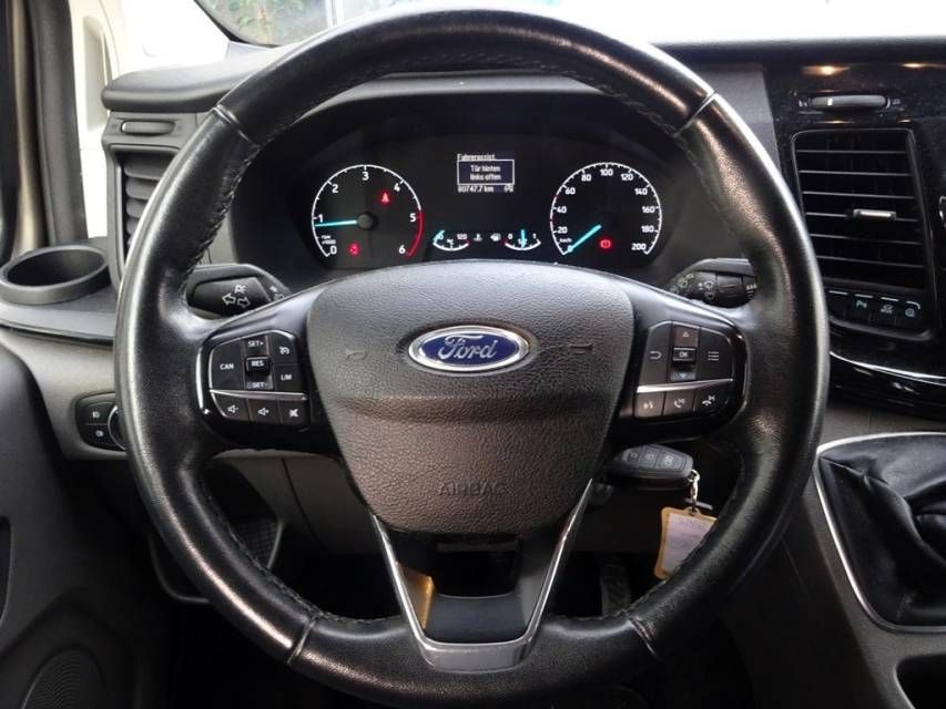 Fahrzeugabbildung Ford Tourneo Custom 2.0 TDCi 320 L1 Trend  AHK