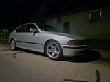 BMW Bmw e39 535i v8 - BMW 535: 535i E39