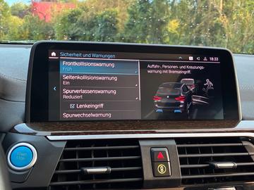 2021 BMW IX3 缩略图 25