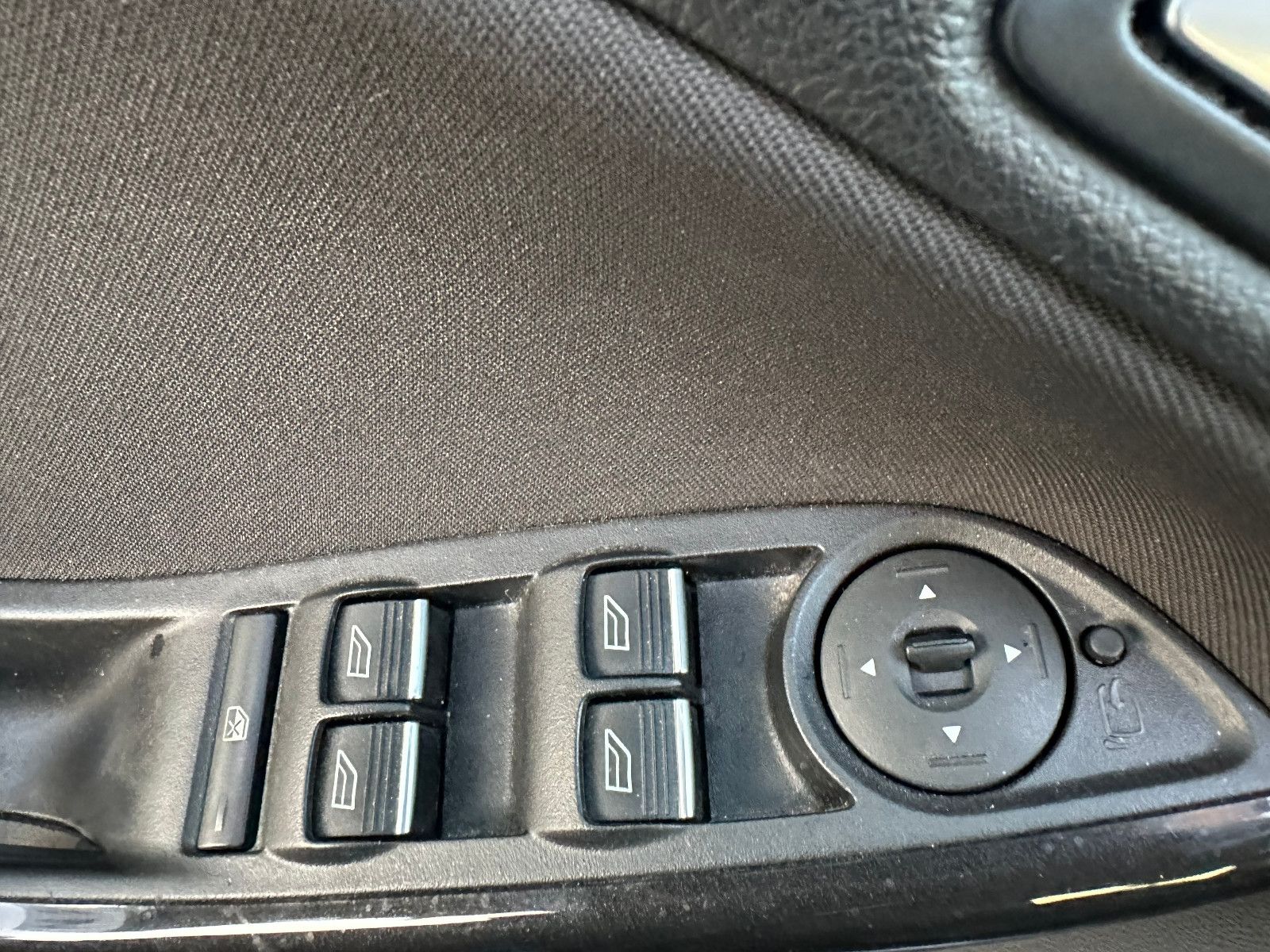 Fahrzeugabbildung Ford Focus Lim. Titanium