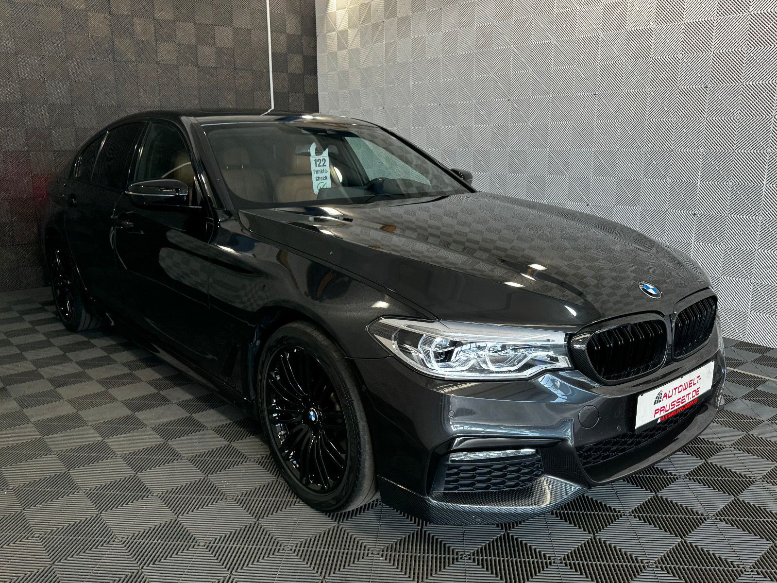 Gebrauchtwagen BMW 540 540i xDrive*SPORT*LED-HEAD UP-R.KAM-HIFI-MEMORY in Horb am Neckar