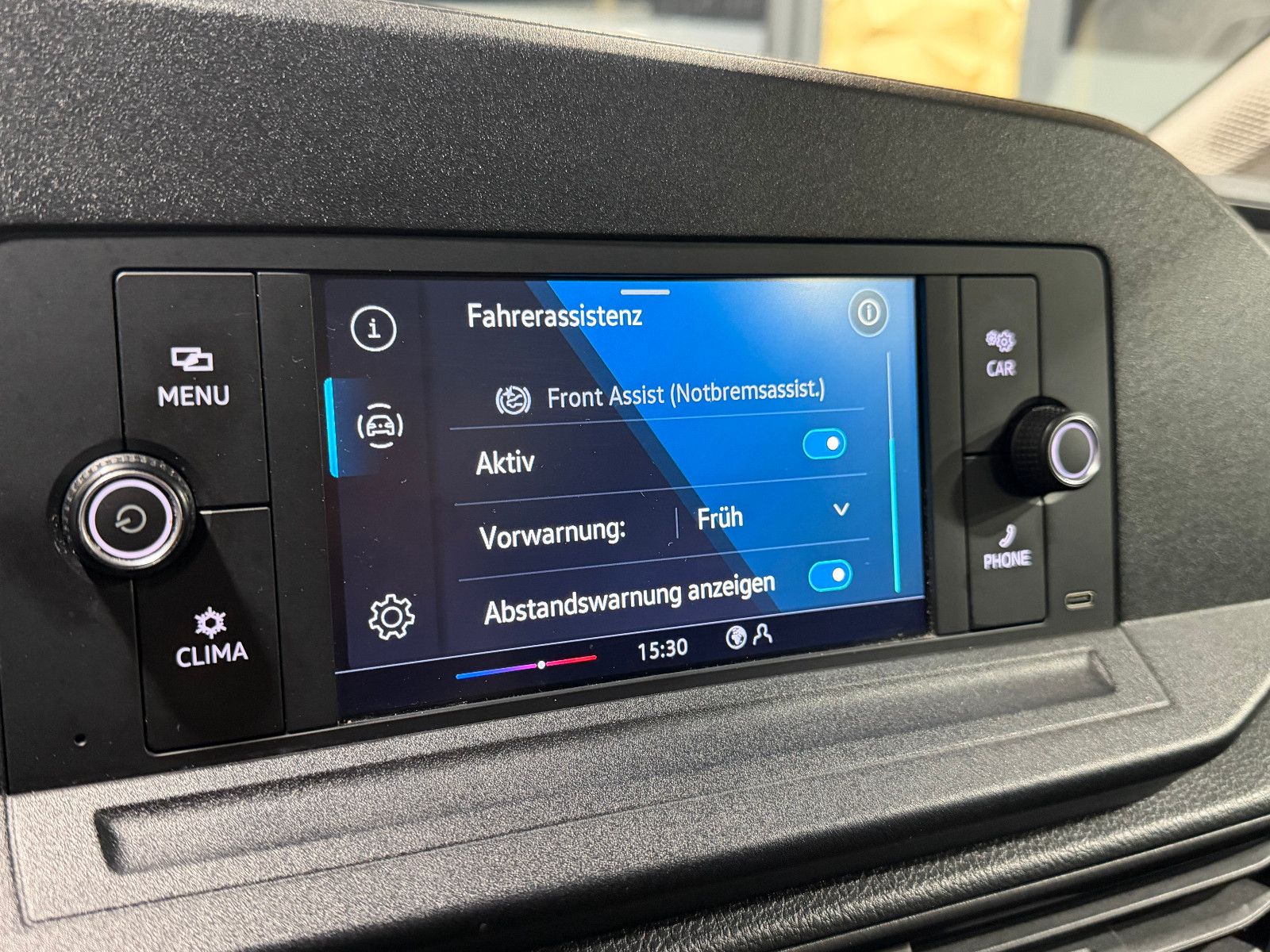 Fahrzeugabbildung Volkswagen Caddy  BLUETOOTH/AUTO-HOLD/ACC/TEMPOMAT/