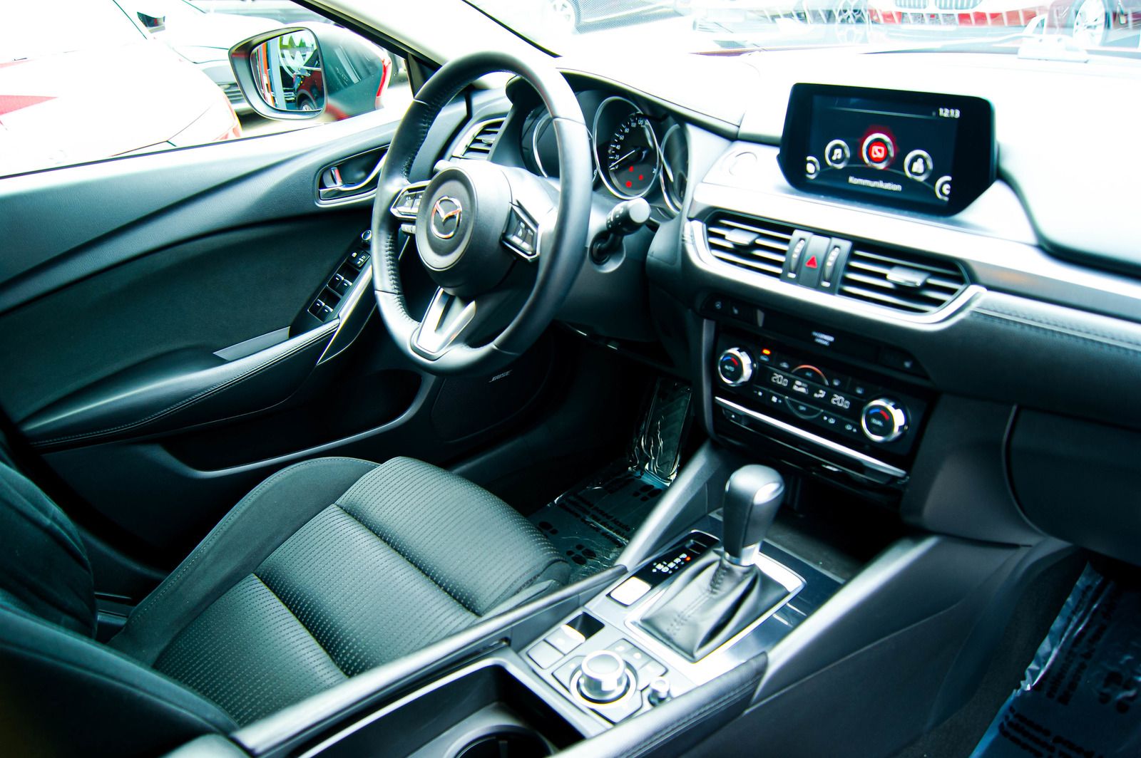 Fahrzeugabbildung Mazda 6 Kombi 2.0 Skyactiv-G 165 Kizoku IQ-LED 1.HAND