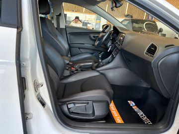 Seat Leon FR Lim. 5-Türer*2.HAND*SCHECKHEFT*LED*TOUCH