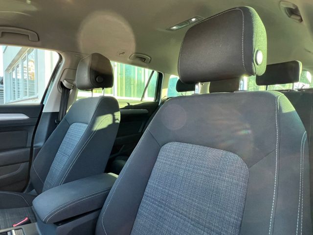 Passat Variant Business 1.5TSI DSG Navi*ACC*AHK!