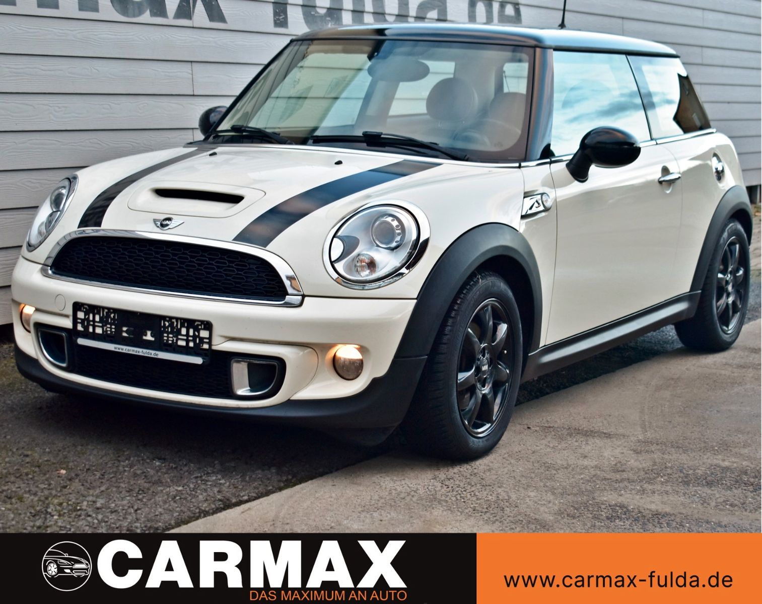 Fahrzeugabbildung MINI Mini Cooper SD Leder,Navi,Xenon,Panorama,SH,PDC