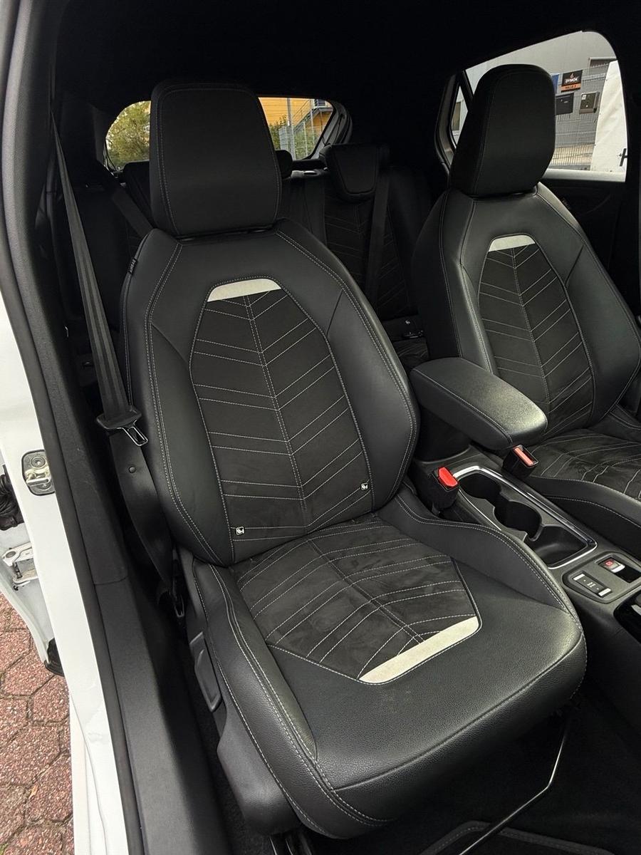 Opel Corsa F 1.2 130PS Ultimate Automatik*LUX*ACC