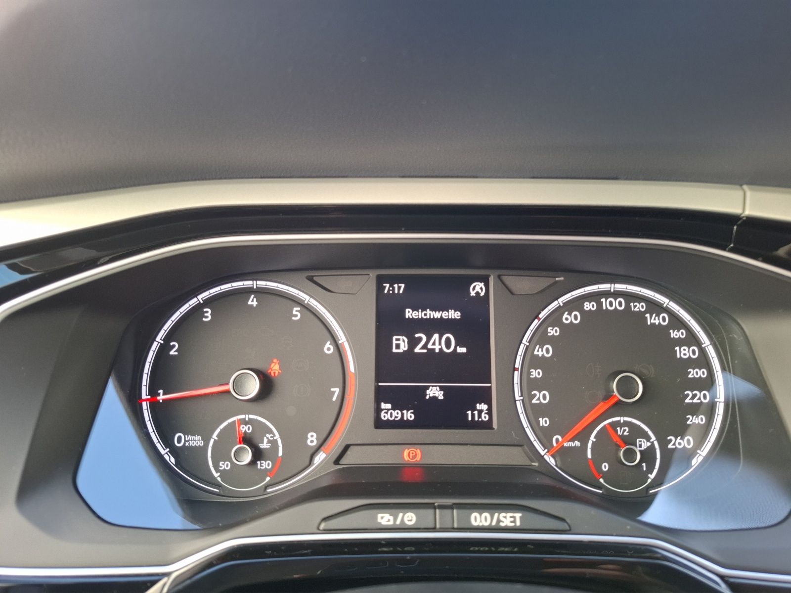 Fahrzeugabbildung Volkswagen Polo TSI Highline Klima DAB PDC SH LM