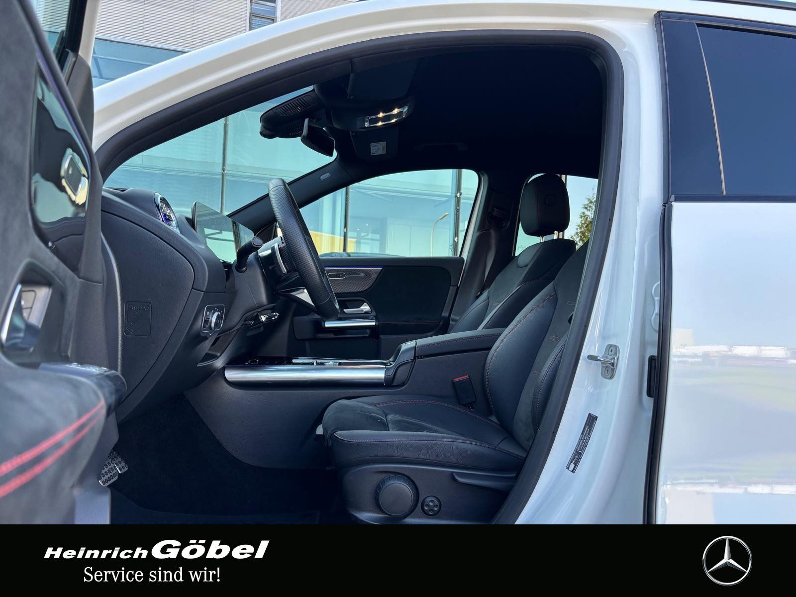Fahrzeugabbildung Mercedes-Benz GLA 200 AMG-ADV+ KLG-KP KAM MB-LED AMB-BEL SPI