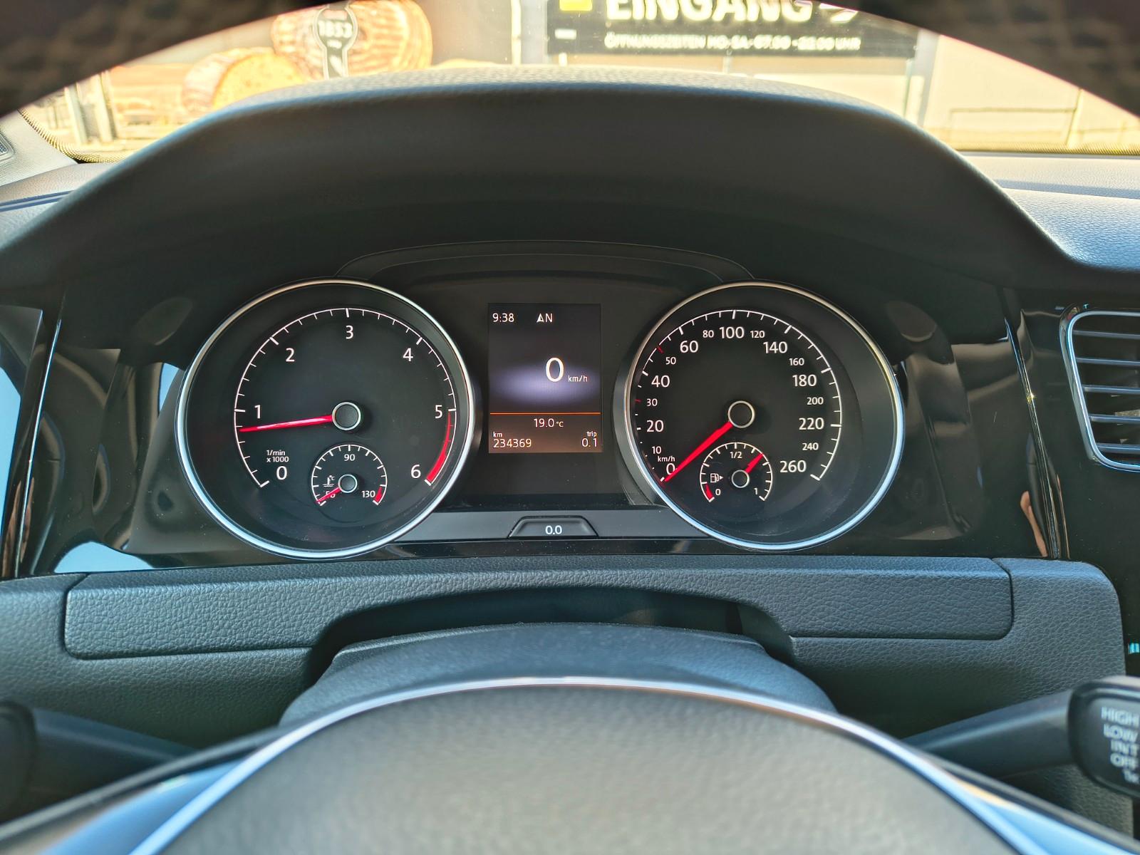 Volkswagen Golf 2015 — photo 7