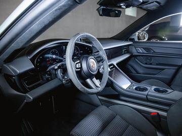 2025 Porsche TAYCAN 缩略图 15