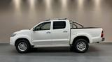 Toyota Hilux Double Cab 3.0 d 4x4 *AHK*DACHTRÄGER*NAVI* - gebrauchte Toyota Hilux aus dem Jahr 2014