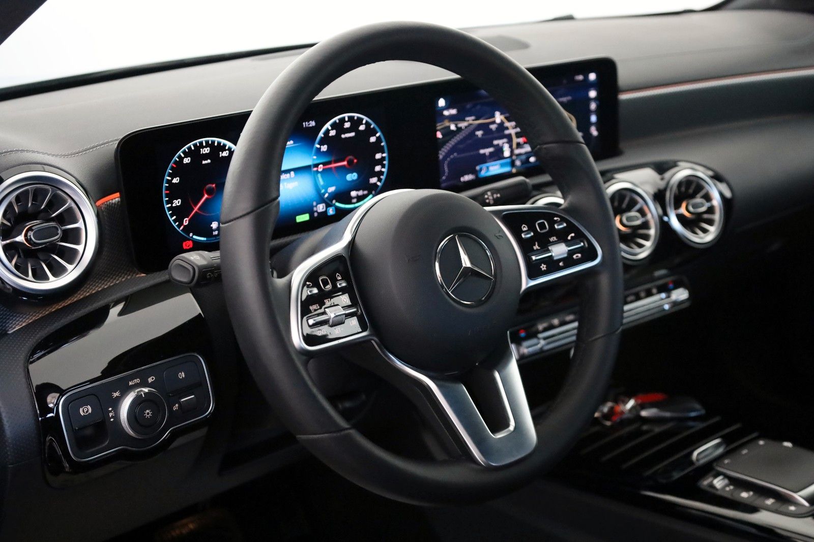 Fahrzeugabbildung Mercedes-Benz CLA 250 e Coupe Progressiv,Leder,Navi,LED,Kamera