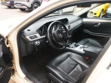 Mercedes E 200 - 7