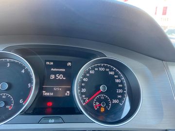Volkswagen Golf - 5