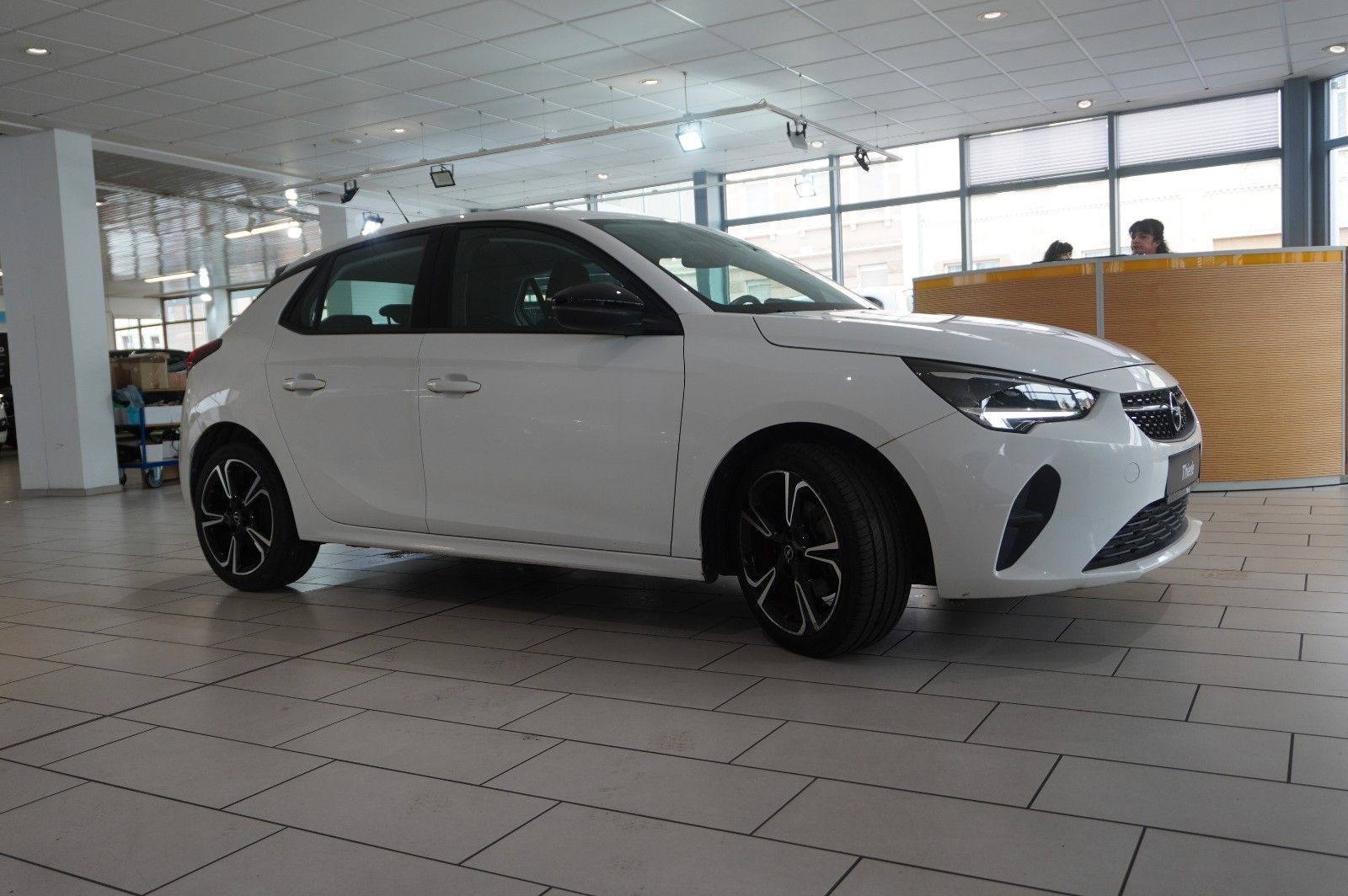 Fahrzeugabbildung Opel Corsa F 1.2 ELEGANCE NAVI/LED/VIRTUAL/SPORT/DAB+