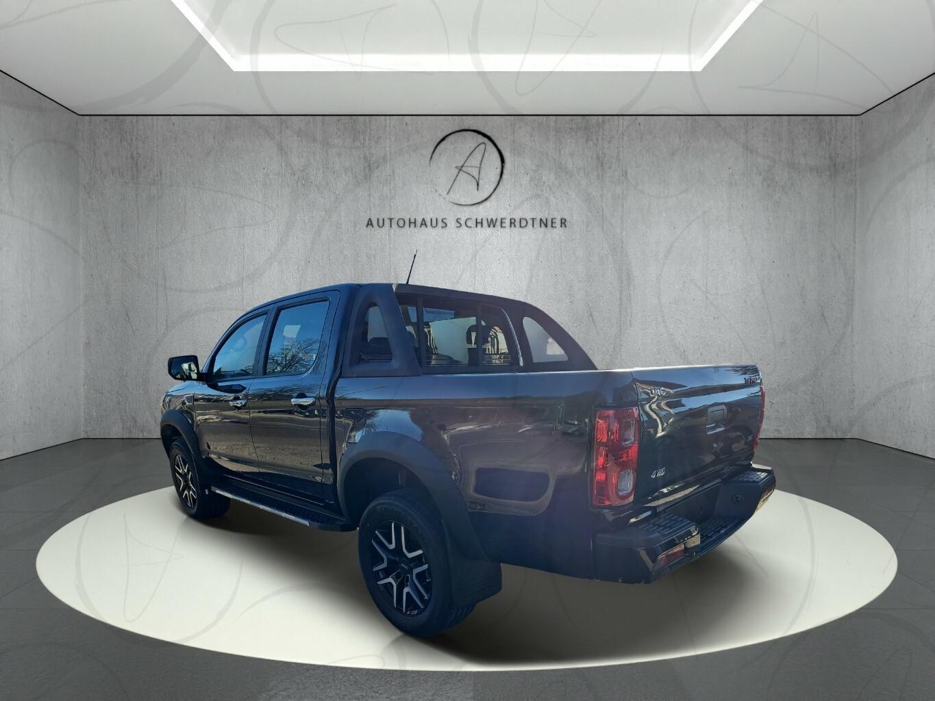 JAC 8 Pro 2.4 T Doka 4x4 m. AHK