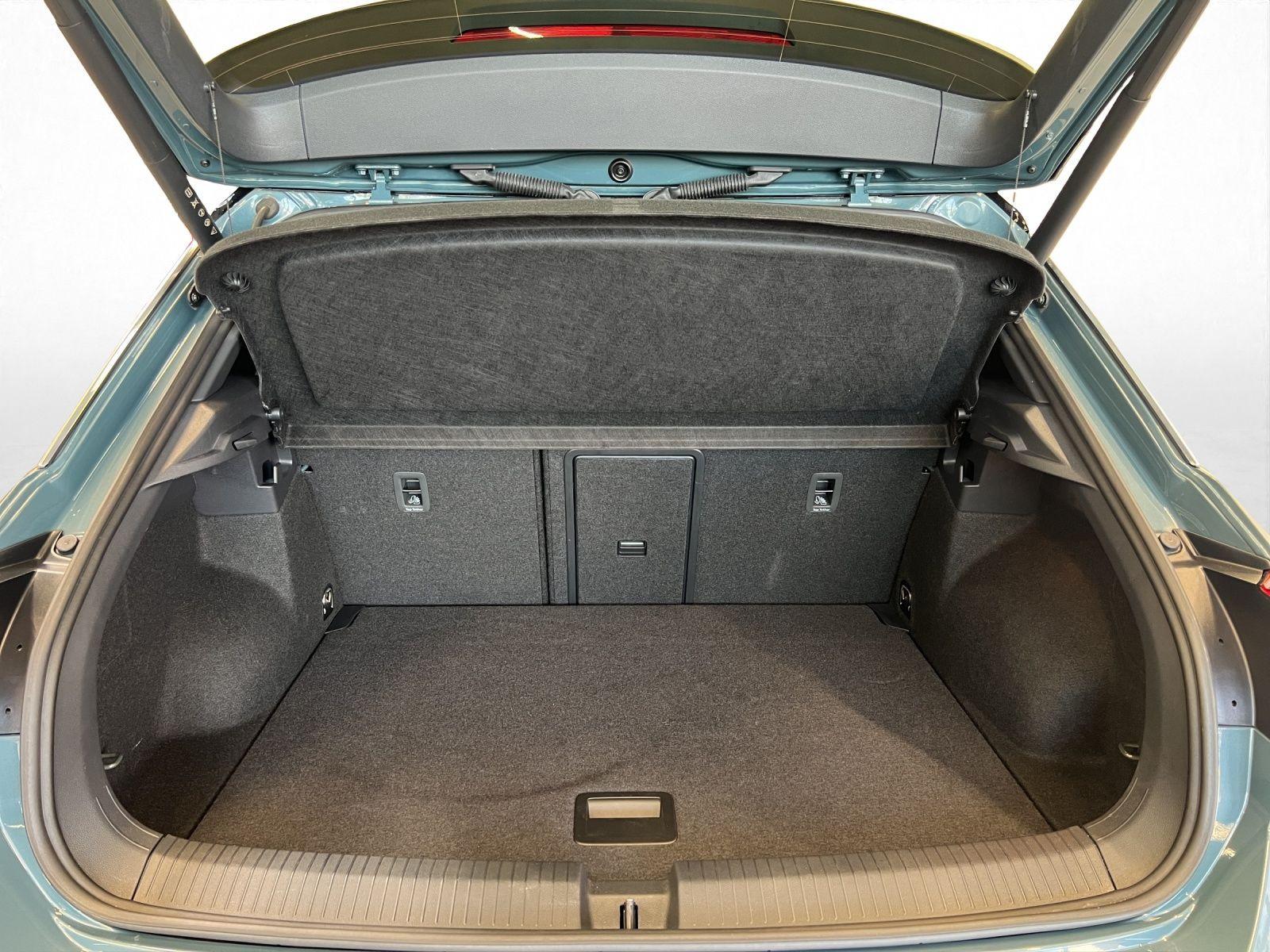 Volkswagen T-Roc 1.5 TSI R-Line DSG *Navi*AHK*StHZg*IQ-Driv, миниатюра 12