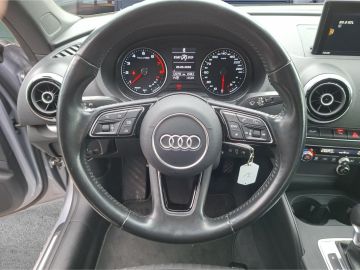 Audi A3 Cabriolet sport 1.4 TSI °Bi-Xenon°SHZ°AAC°PDC