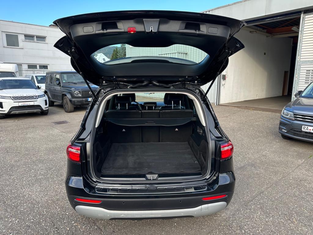 Mercedes-Benz GLB 180