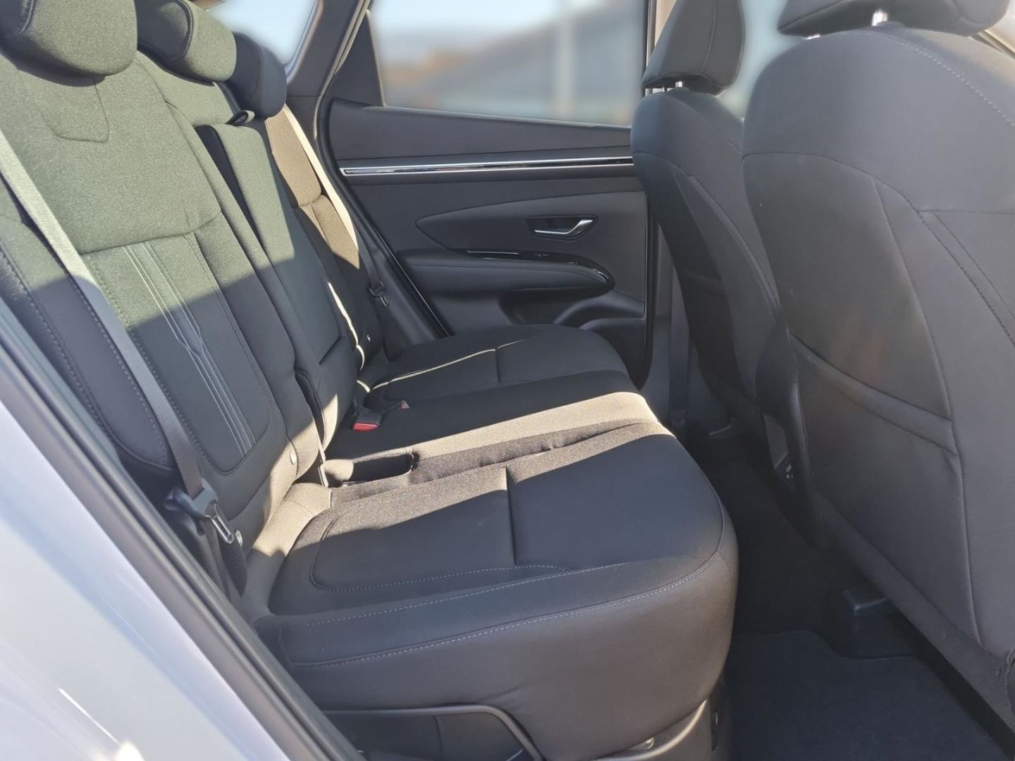 Fahrzeugabbildung Hyundai Tucson Trend NEW Hybrid 1.6 T-GDi 230PS 6-AT 4WD