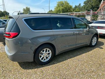 Chrysler Pacifica 3,6 TouringL 2022 Unfallfrei in Hamburg