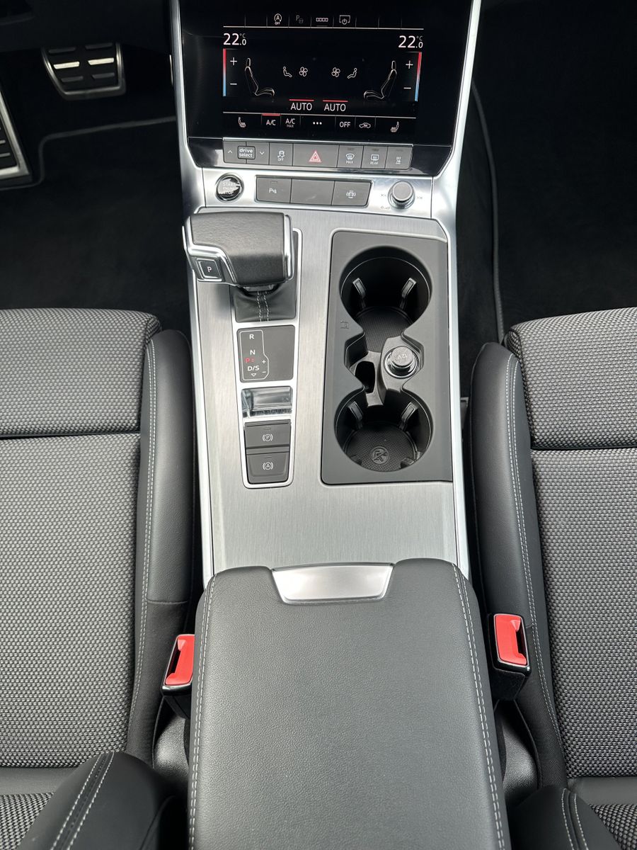 Fahrzeugabbildung Audi A6 Avant 45 TDI Qu S-Line NAV+LED+ACC+19ZOLL+VC