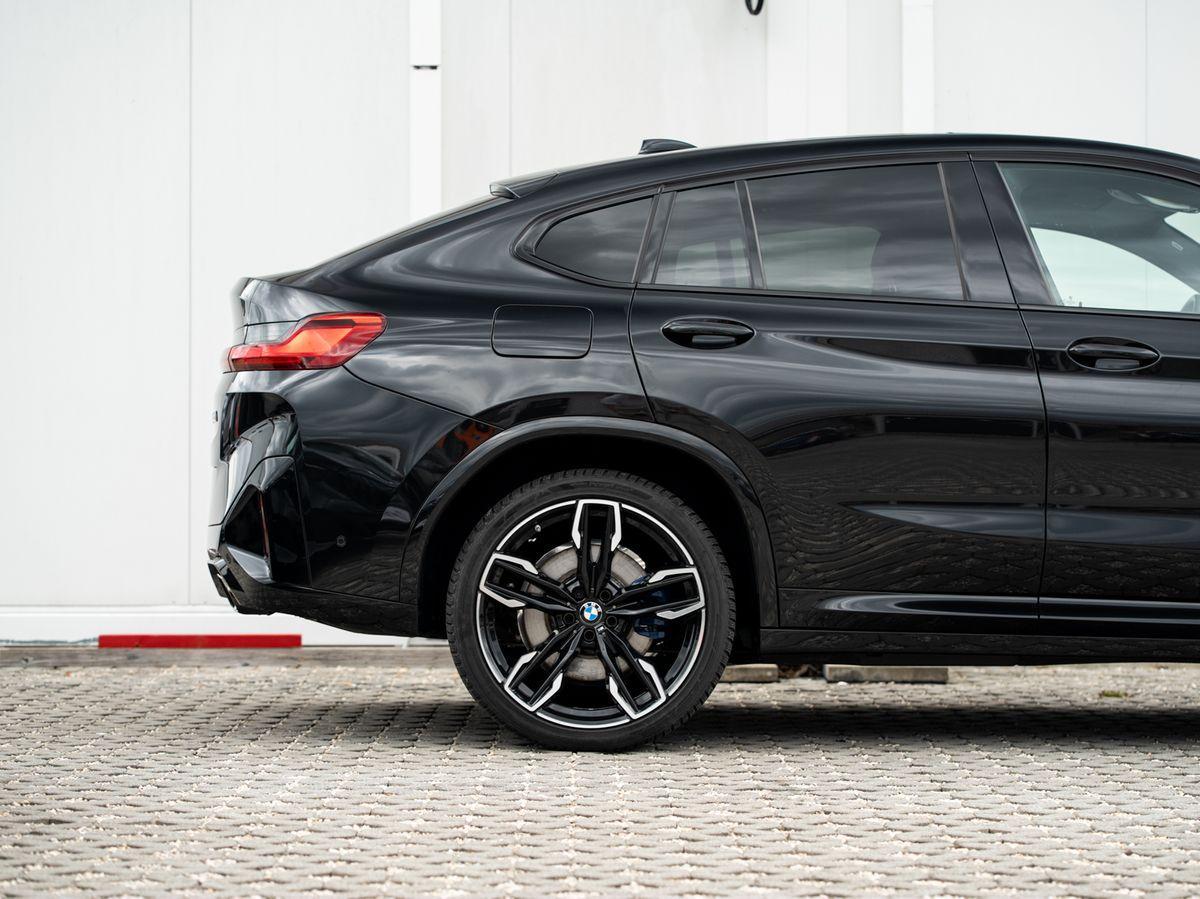 BMW X4 M40d AHK PANO ACC HuD H&K Sitzlüft KoZg 360°