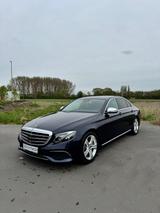 Mercedes-Benz E 250 EXCLUSIVE 9G TRONIC *BLIS*SPUR* - Mercedes-Benz E 250: Blau