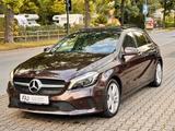 Mercedes-Benz A -Klasse 200 BlueEfficiency. Panorama.  Automat - gebrauchte Mercedes-Benz A 200 aus dem Jahr 2017
