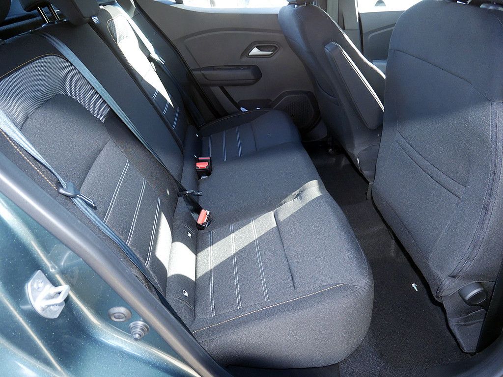 Fahrzeugabbildung Dacia Sandero Stepway Expression TCe 90