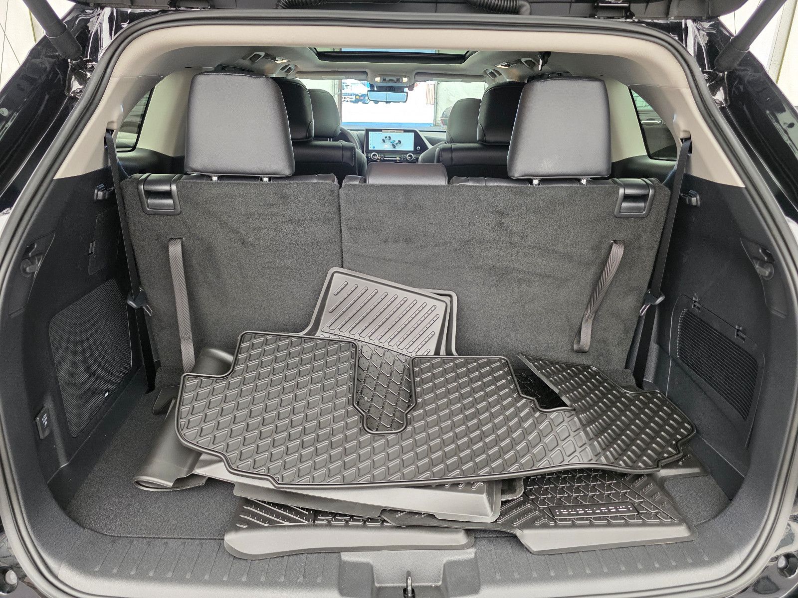 Fahrzeugabbildung Toyota Highlander Platinum T1: 59.000 EURO , Stock !!!