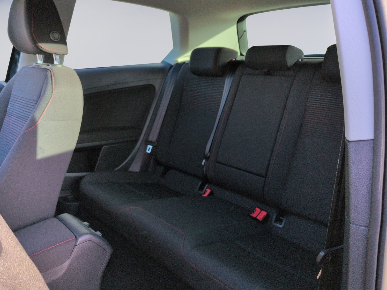 Golf VII 1.6 TDI Comfortline APP+ACC+SHZ+PDC+