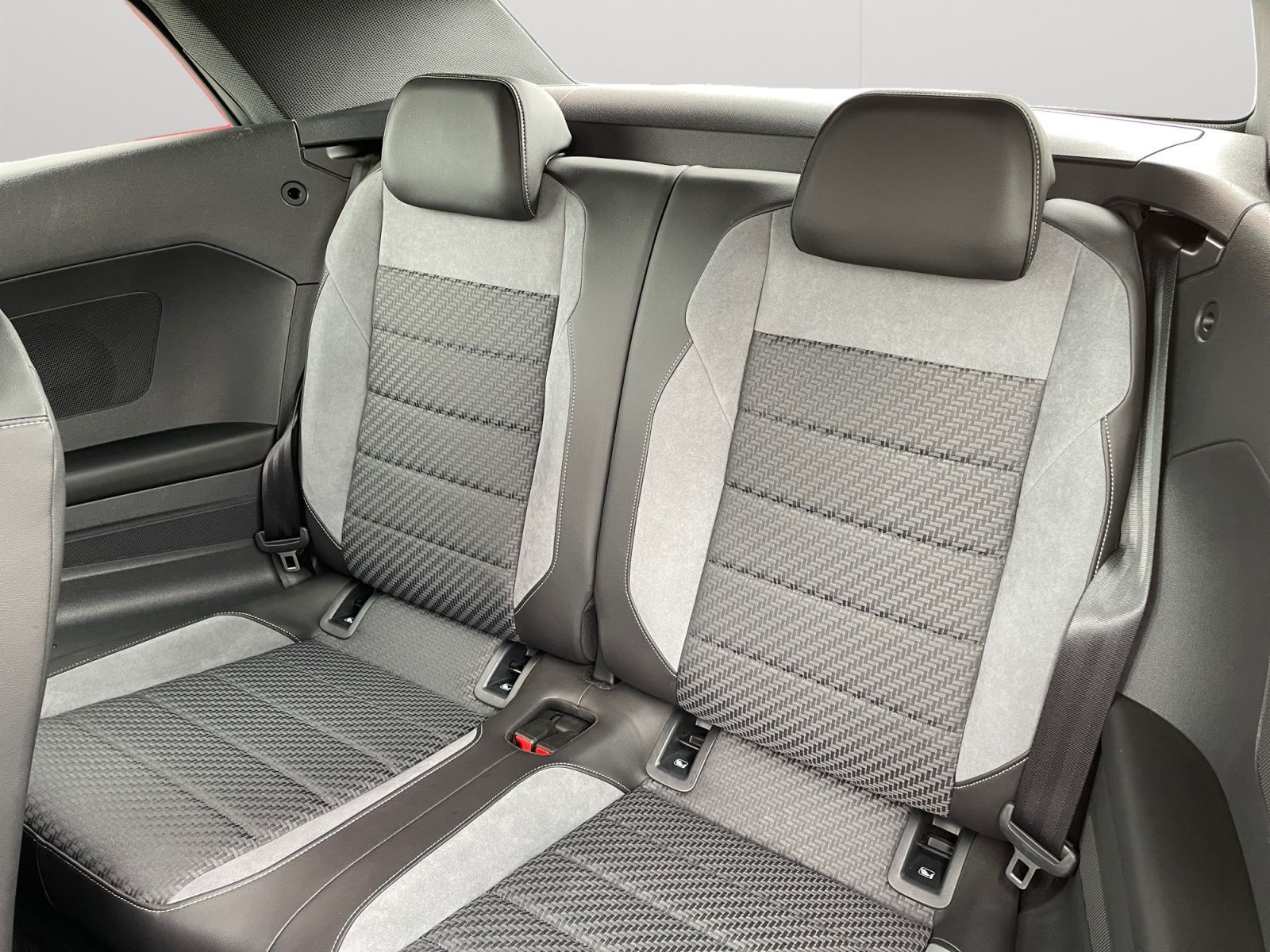 Volkswagen T-Roc - Bild 13