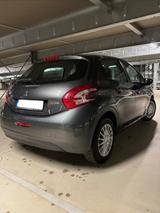 Peugeot 208 1.2 Active 82 VTi Active - gebrauchte Peugeot 208 aus dem Jahr 2015