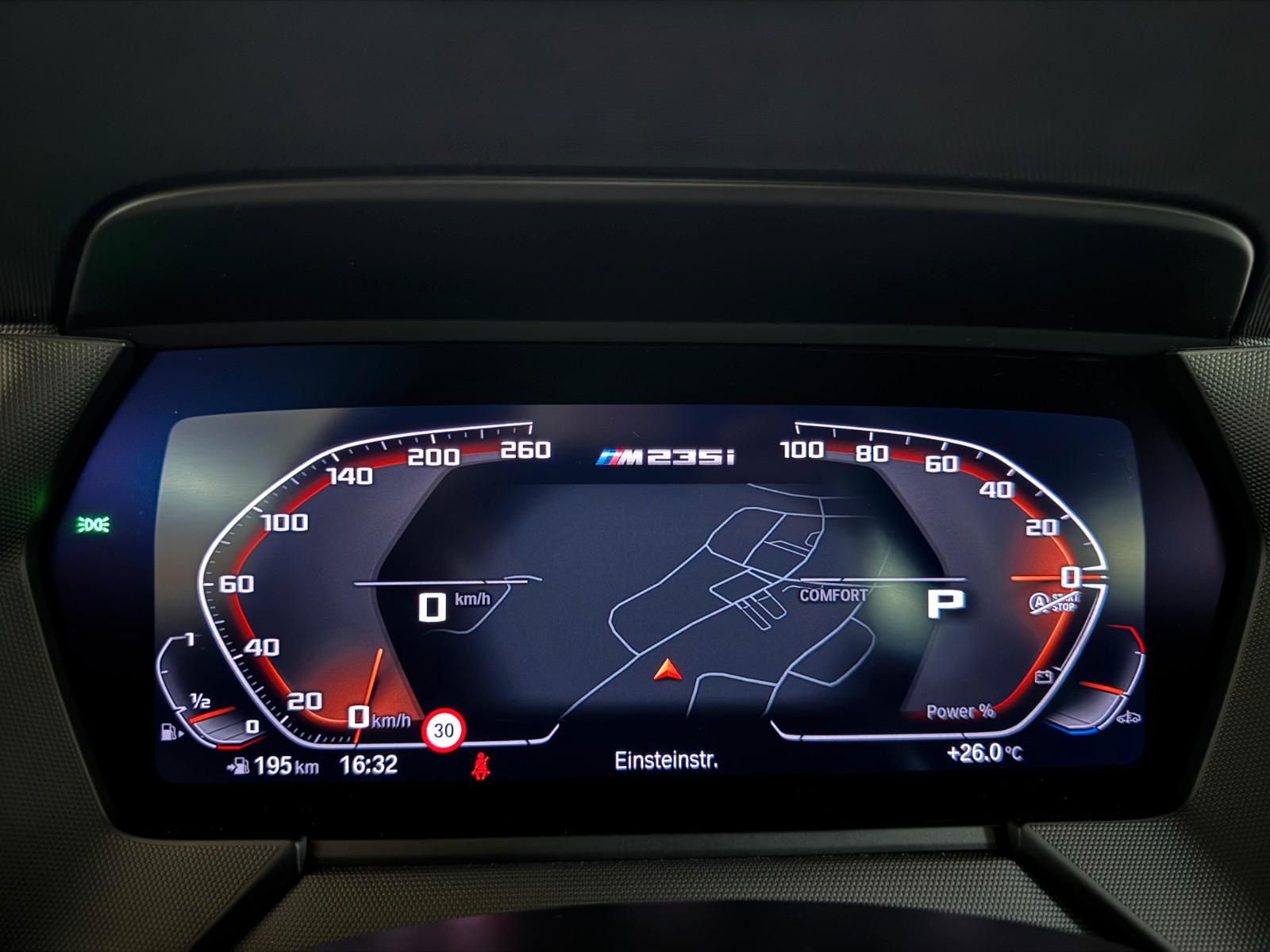 BMW M235i xDrive/PERFORMANCE M/19 Zoll /LED/AMBIENTE