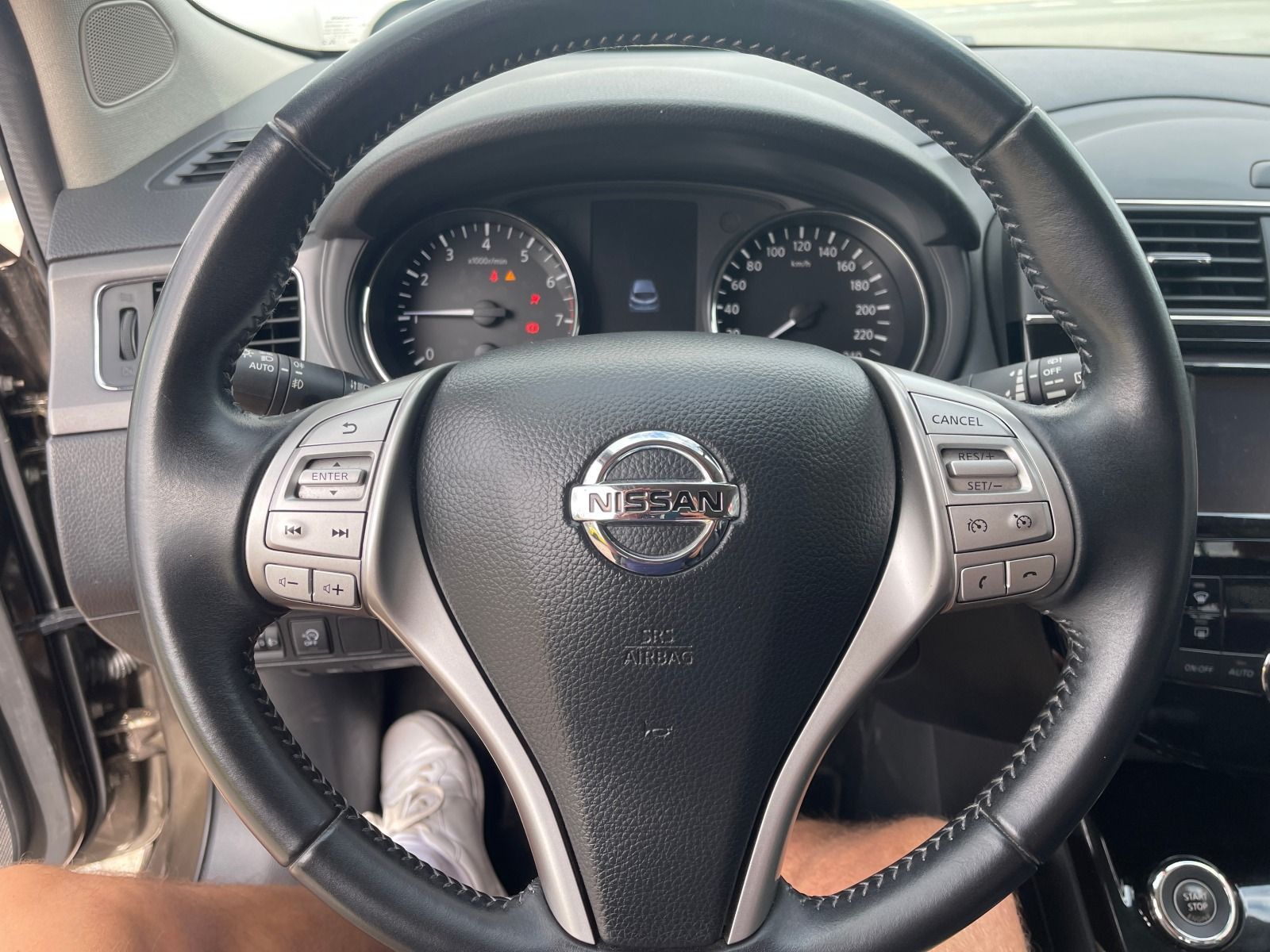 Fahrzeugabbildung Nissan Pulsar 1.2 N-Connecta Navi/AHK/Allwetterreifen