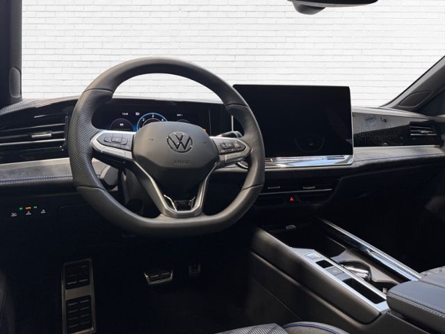 Fahrzeugabbildung Volkswagen Passat R-Line 2,0 l TDI SCR 110 kW (150 PS) 7-Ga