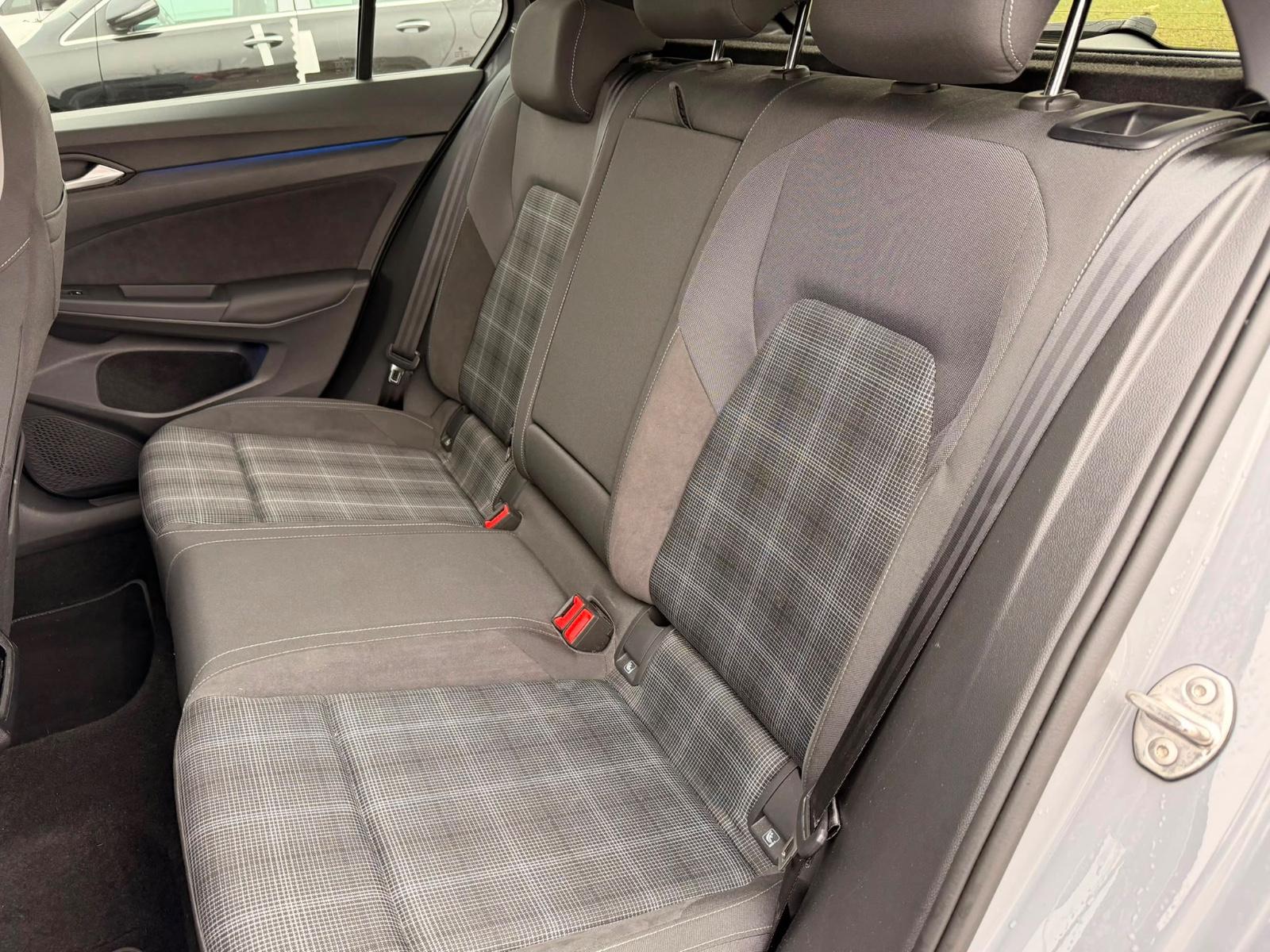 Volkswagen Golf 2.0 TDI SCR DSG GTD GTD