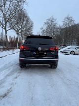 Volkswagen Touareg 3.0 V6 TDI SCR Tiptronic Executive E... - VW Touareg Gebrauchtwagen in Berlin