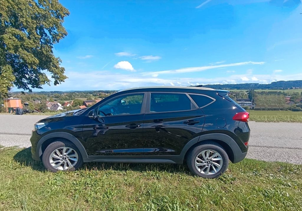 Image of Hyundai TUCSON