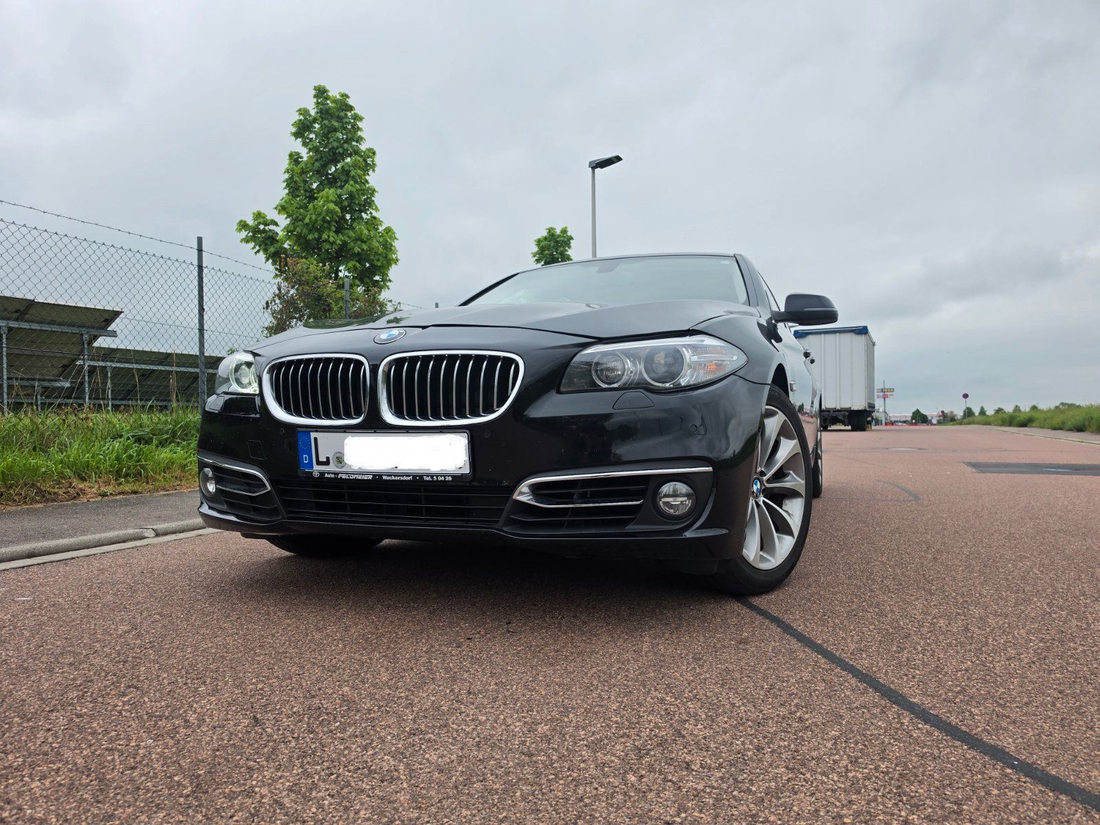 BMW 528
