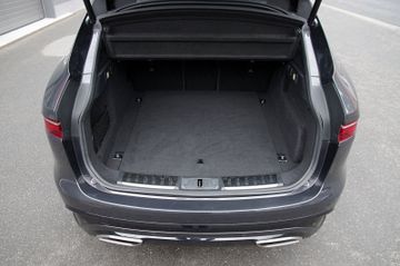 Jaguar F-PACE D300 R-Dynamic SE AWD*Pano,Kamera,Sitzhz.