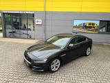 Jaguar XE S/LEDER/NAVI/TEMPOMAT/AUTOMATIK/DAB/MEMORY - Jaguar aus 2021