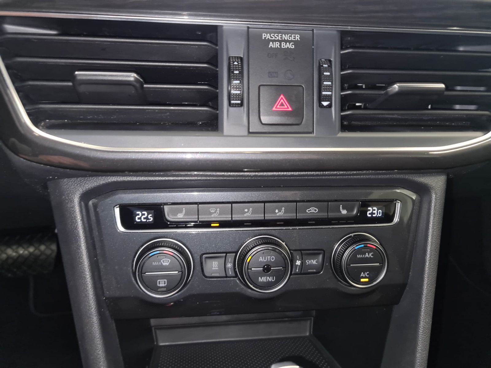 Fahrzeugabbildung SEAT Tarraco Xcellence 4Drive / LED / NAVI / GARANTIE