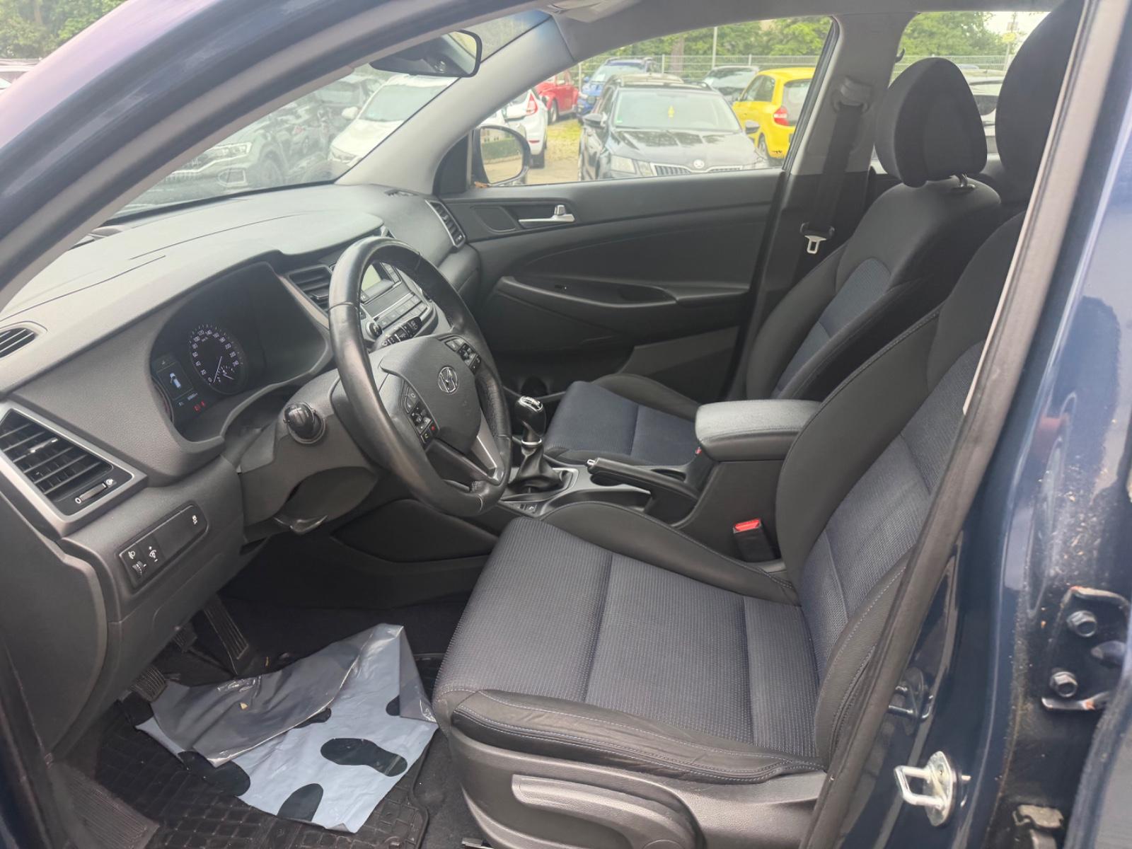 Hyundai Tucson blue Trend 2WD Winterpaket