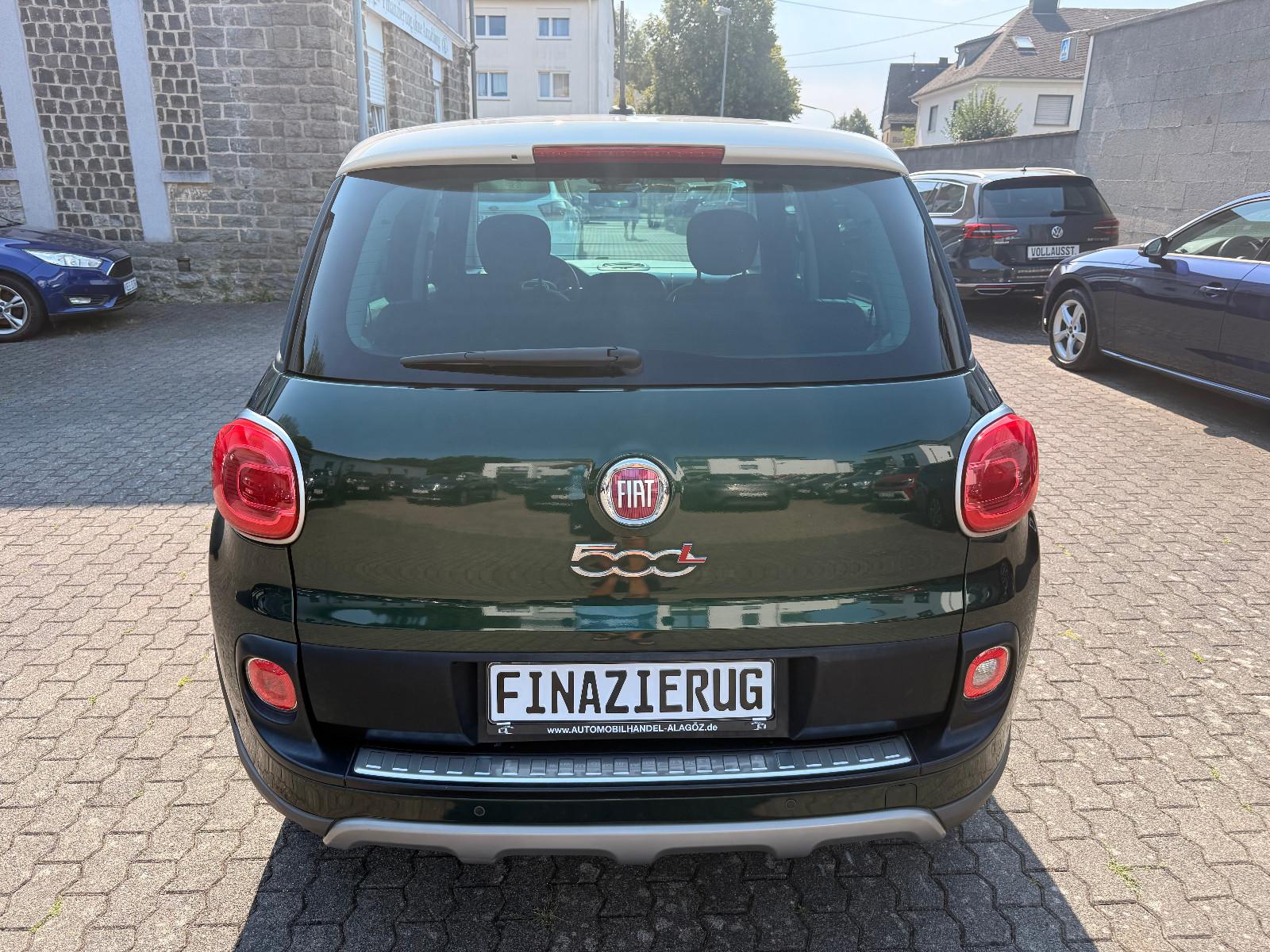 Fiat 500L Trekking TEIL-LEDER NAVI PDC SHZ 6-GANG Eu6